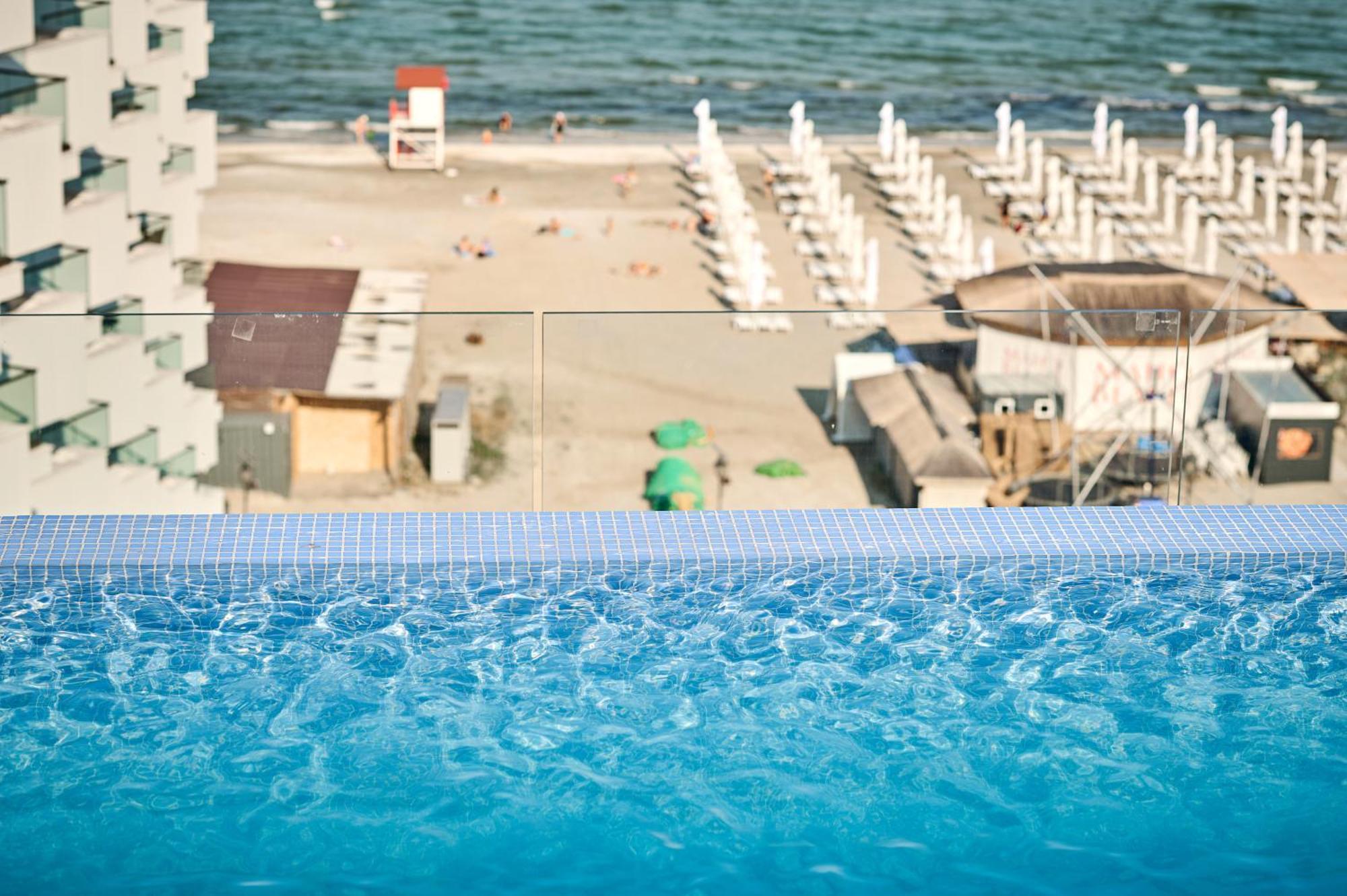 Arrogance Queen Studio - Infinity Pool & Spa Năvodari Exterior foto